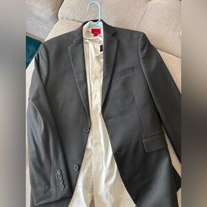 Men black suit- 3 piece- Alfani Macys, small slim fit, pant 30-30, white shirt S